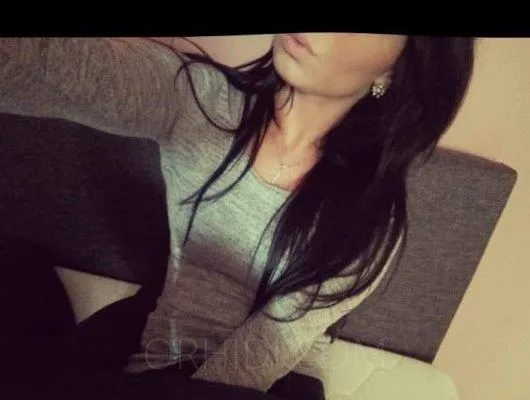 Angelica escort Praha