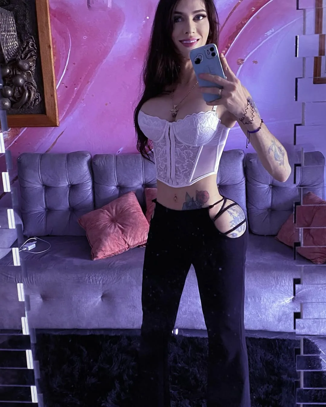 CaramelNina escort 